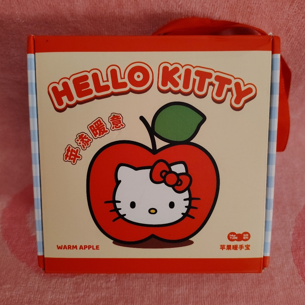 EXCLUSIVE - Hello Kitty x MarTube Officially Licensed Apple Hand Warmer - Picture 5 of 9